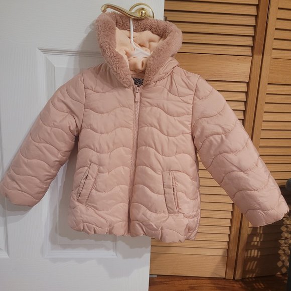 Litle girls 4y coats - Picture 2 of 8